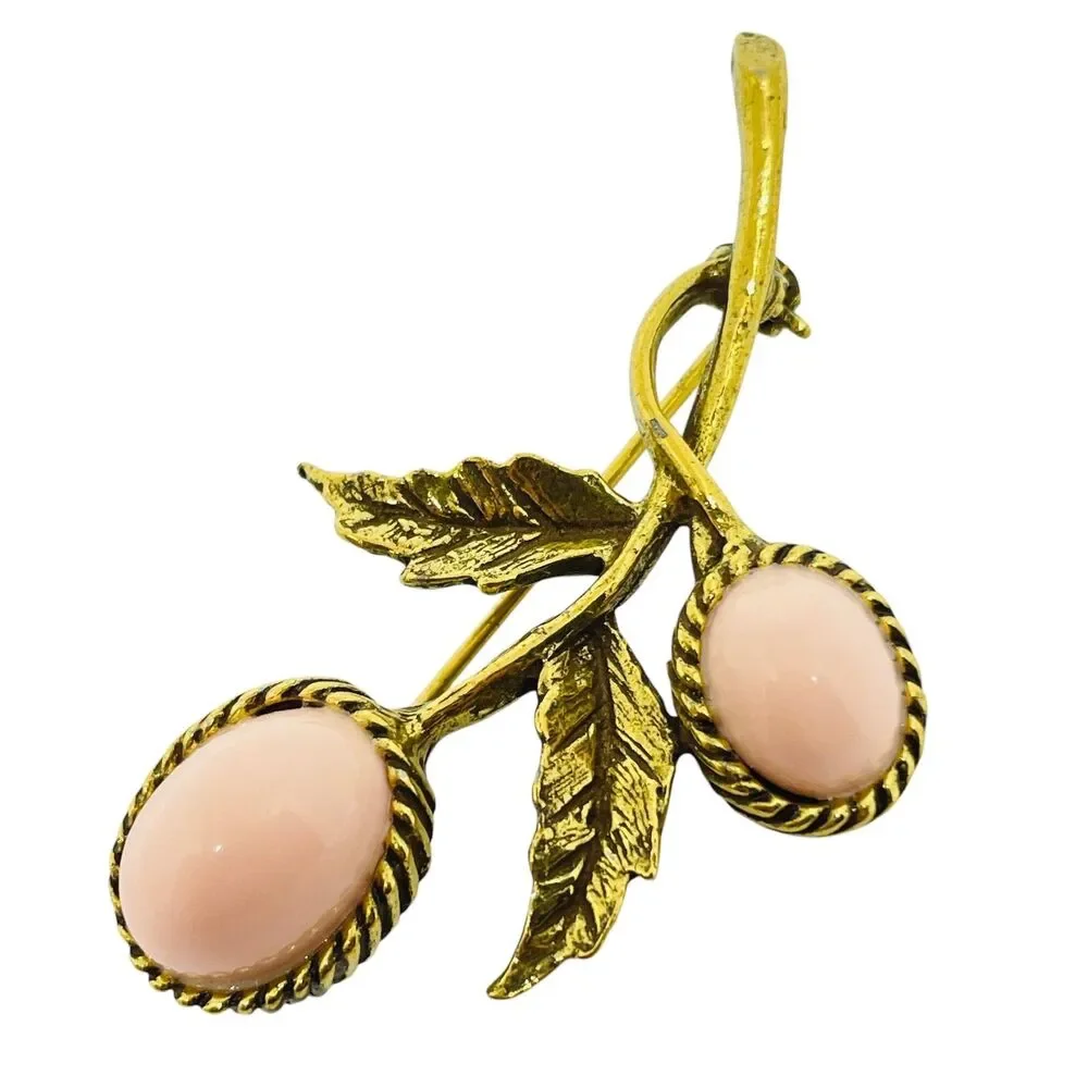 Vintage gold tone faux angel skin pink coral cabs flower pin brooch